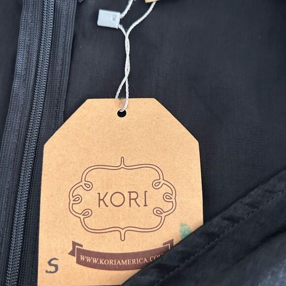 Kori Women’s New Black Satin Sleeveless Jumpsuit with Silver Snaps  Size Small - Picture 5 of 15